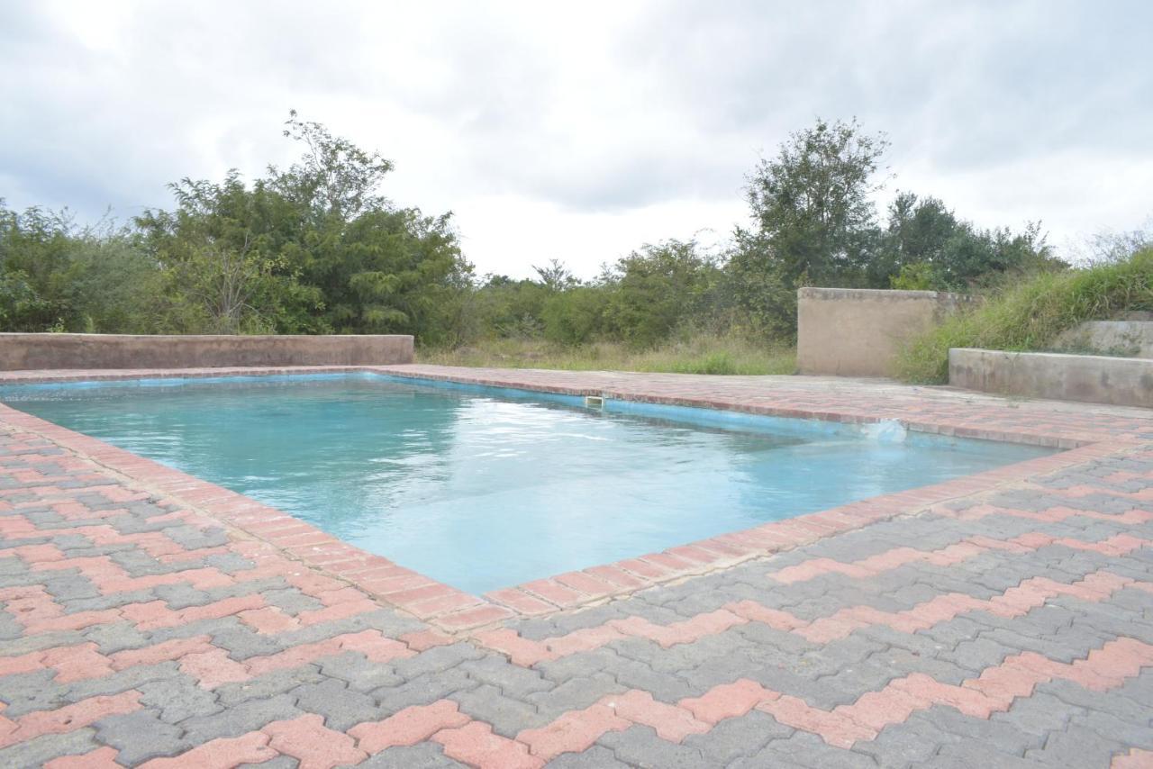 Copacopa Lodge And Conference Centre Punda Maria Exterior photo
