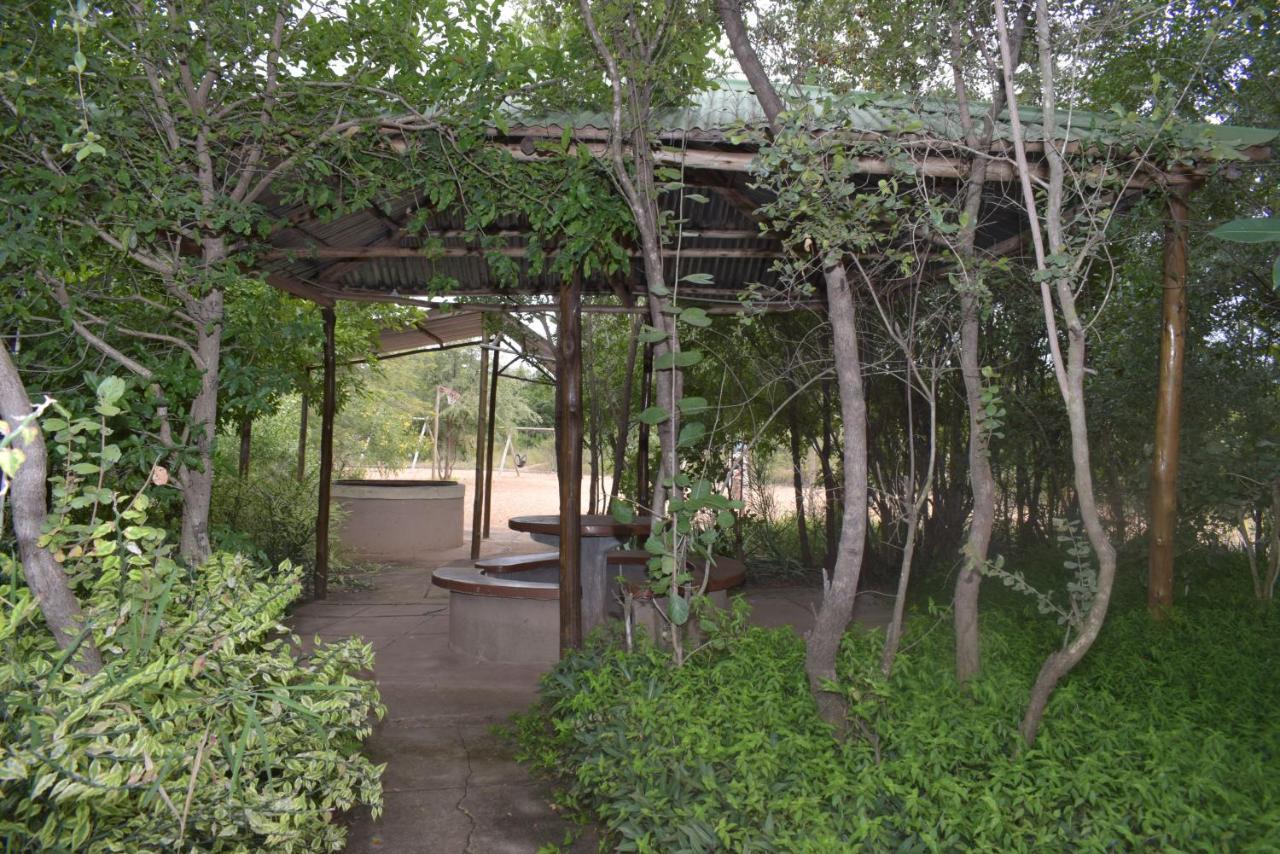 Copacopa Lodge And Conference Centre Punda Maria Exterior photo